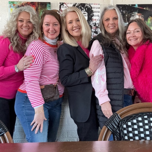 Meet your Posher, TerriLynn - Picture 3 of 13